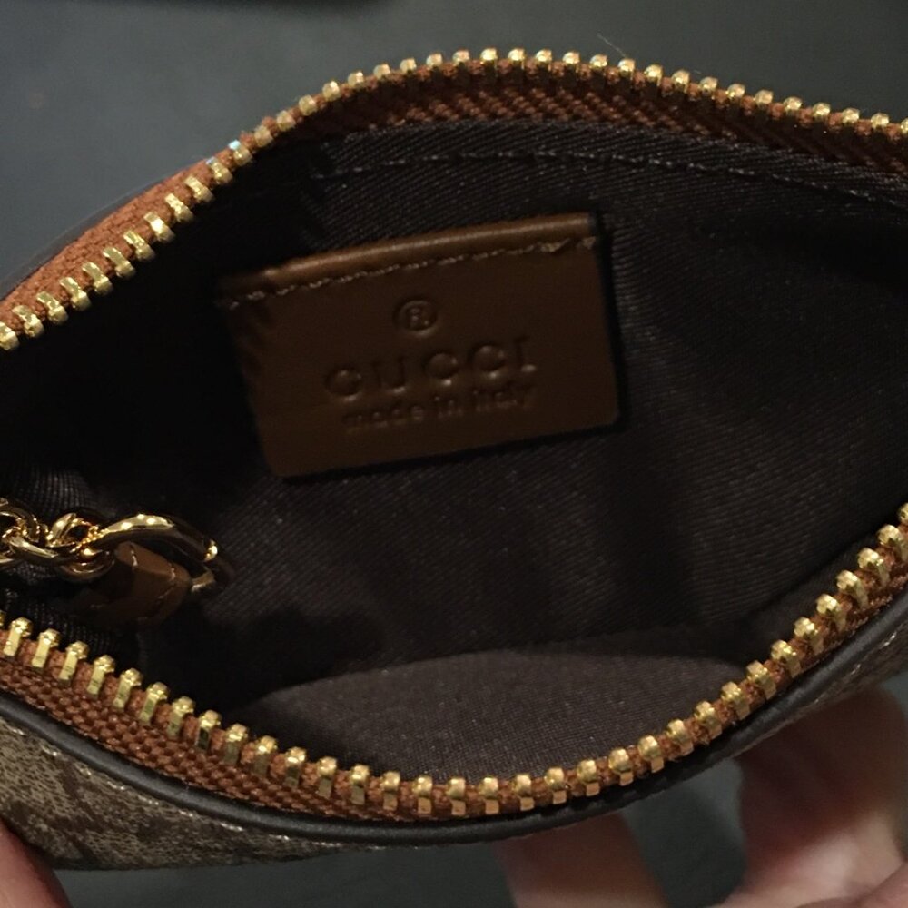 GUCCI SUPREME KEY CASE - Picture 6 of 9